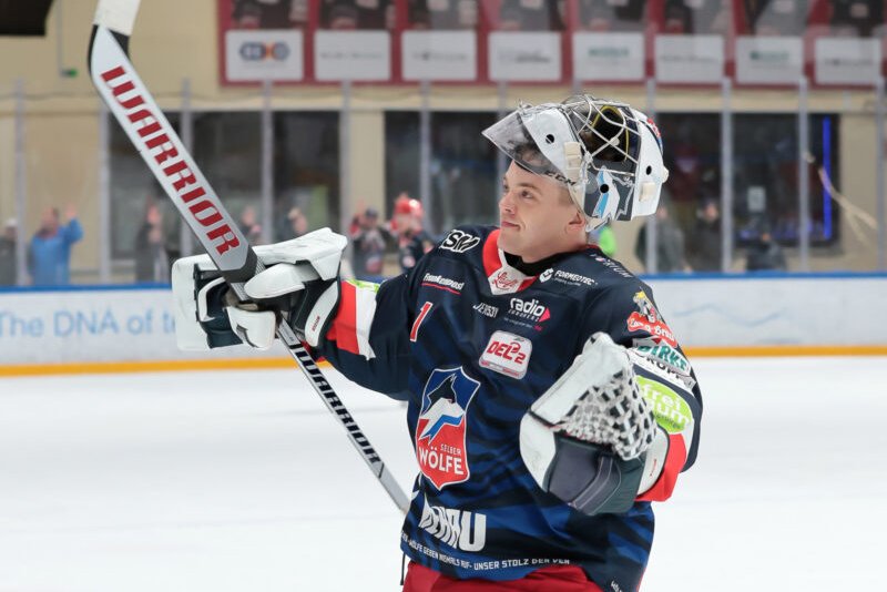 ECDC Memmingen Indians verpflichten erfahrenen Goalie Michael Bitzer
