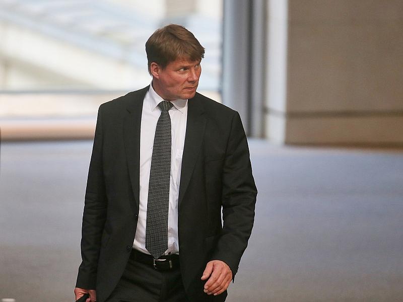 AfD-Abgeordnete wollen zu Putins Wirtschaftsforum reisen