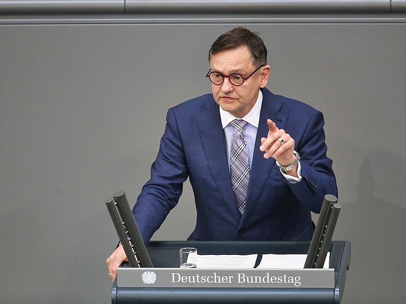 AfD-Vizechef Gottschalk lobt Wärmepumpen und E-Autos