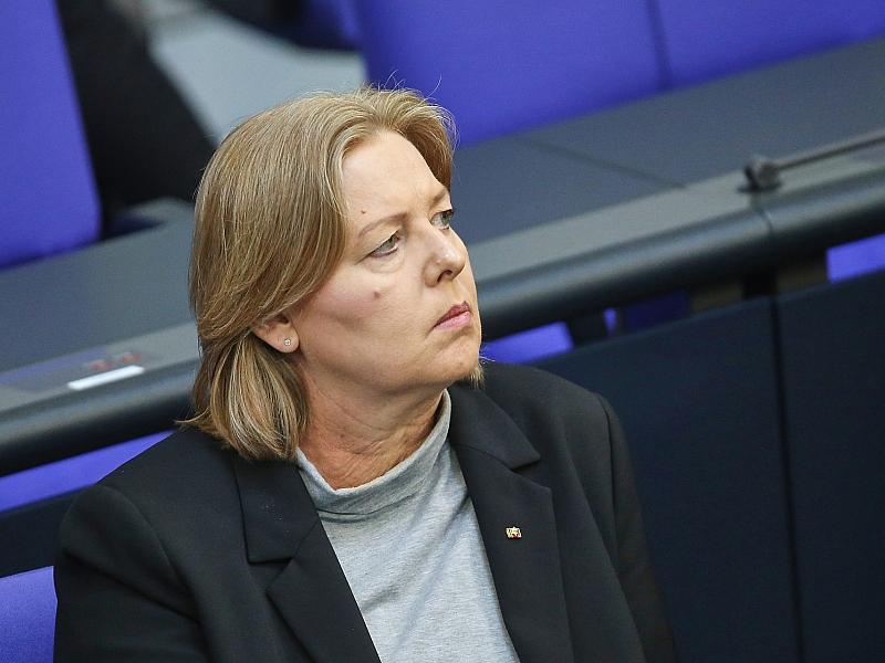 Bas verlangt von Rentenkommission einstimmige Entscheidungen
