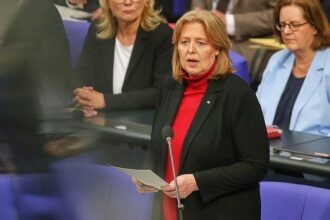 Bas verteidigt umstrittene Aussage aus Regierungsbefragung