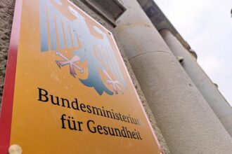 BMG: Vorerst keine Ebola-Auswirkungen für Deutschland