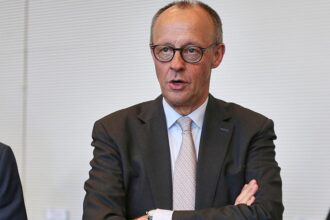 Buhrufe und Gelächter bei Merz-Rede auf DGB-Kongress
