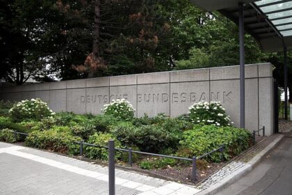 Bundesbankchef spricht sich für Zinserhöhung aus