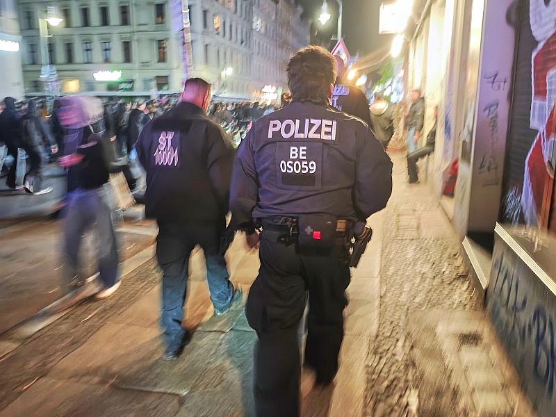 Bundespolizei droht mit robustem Eingreifen bei Mai-Krawallen