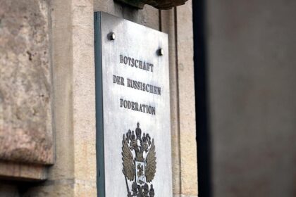 Bundesregierung bestellt russischen Botschafter ein