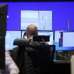Dax startet im Minus – Bayer nach starken Quartalszahlen gefragt