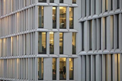 Destatis: Zahl großer Betriebsgründungen im 1. Quartal gestiegen