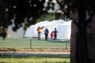 Dobrindt nimmt Kürzungen bei Integrationskursen teilweise zurück