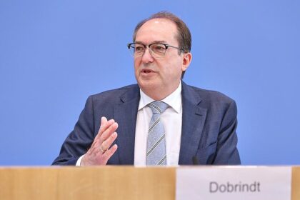 Dobrindt warnt vor Einbürgerung von Antisemiten