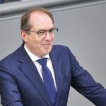 Dobrindt will Abschiebungen von Straftätern beschleunigen