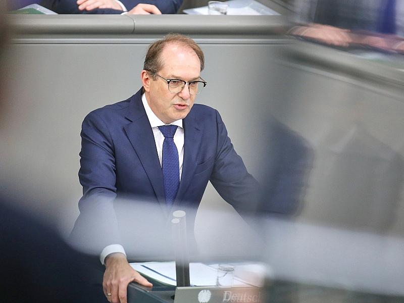 Dobrindt will Software-Auswahl mit europäischem Blick