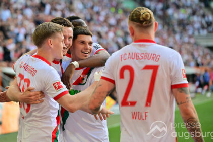 FC Augsburg darf nach Heimsieg über Gladbach weiter nach oben blicken