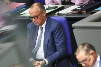 Forsa: AfD weiter klar vor Union