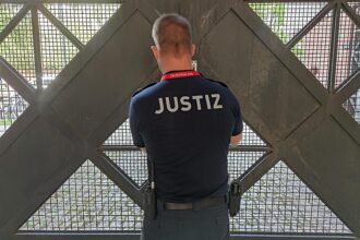 Gefängnisse in zehn Bundesländern vollbelegt