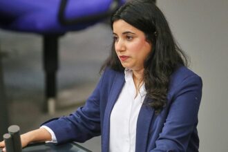 Grüne fordern Aussetzung des Umbaus von “Demokratie leben”