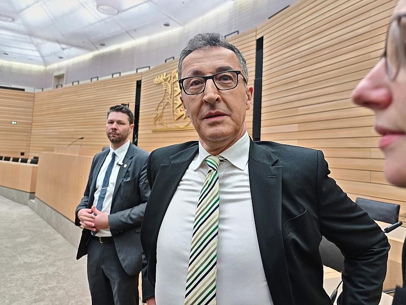Grüne sehen Özdemirs Wahl als Vorbild für Bundespolitik