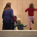Grüne starten Petition gegen Kürzungen bei Frauen und Kindern