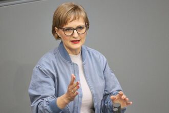 Grünen-Chefin Brantner fordert europäischen Nuklearschirm
