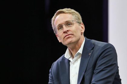 Günther fordert Ausgleich für Länder bei Steuerreform