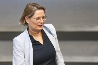 Hubig plant strengere Regeln gegen Ticket-Abzocker