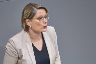 Hubig will Opfern häuslicher Gewalt schnelle Scheidung ermöglichen