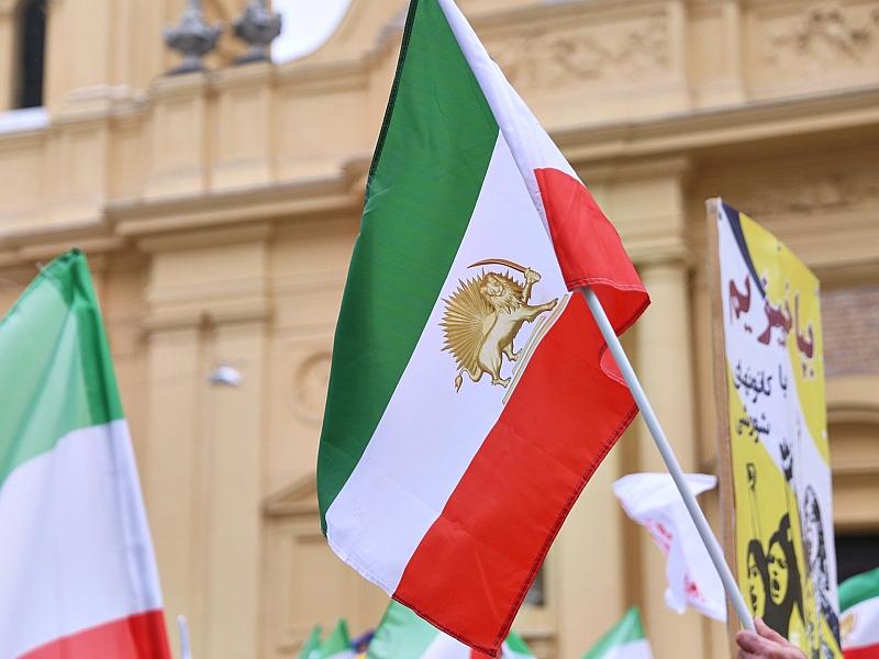 Iraner müssen Visa in Armenien abholen