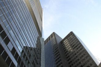 JP-Morgan-Managerin beobachtet Deal-Boom