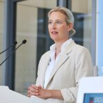 Juli Zeh würde mit Alice Weidel diskutieren