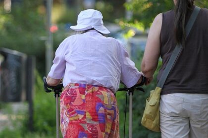 Kanzleramtschef pocht auf späteren Renteneintritt
