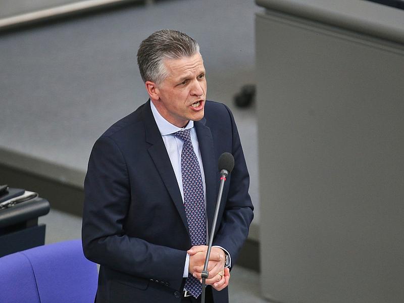 Kanzleramtschef ruft Schwarz-Rot zum Durchhalten auf