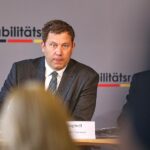 Klingbeil plant keine neue Behörde zur Geldwäsche-Bekämpfung