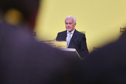 Kubicki spricht auch mit AfD-Vertretern
