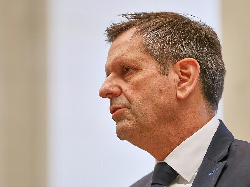 Lies fordert konzertierte Aktion gegen Krise
