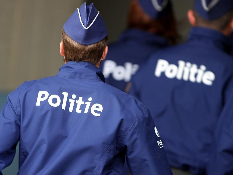 Mehrere Tote bei Zusammenstoß zwischen Zug und Schulbus in Belgien