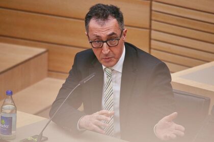 Özdemir zum Ministerpräsidenten von Baden-Württemberg gewählt