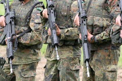 Pistorius plant Neugestaltung der Bundeswehr-Beschaffungsprozesse
