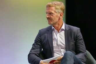 Politico-Journalist von Fraktionsparty geworfen