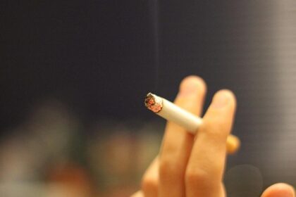 Rauchen und Vapen bei Jugendlichen auf dem Vormarsch