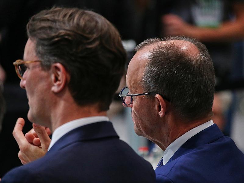 Regierungssprecher: Gerücht um Kanzlertausch “nicht relevant”