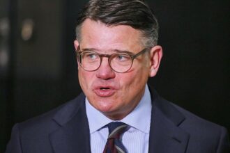 Rhein fordert “Reform-Restart” von Merz-Regierung
