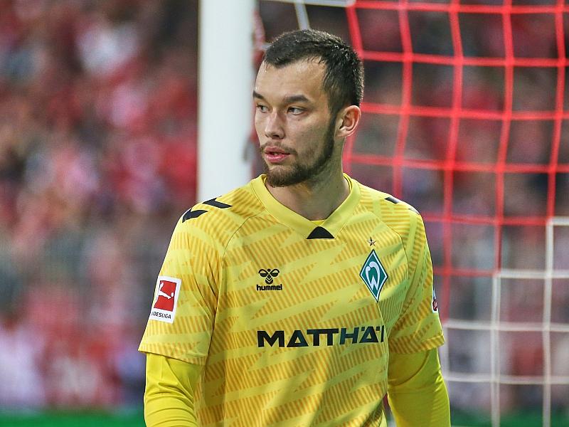 SC Freiburg verpflichtet Torhüter Mio Backhaus
