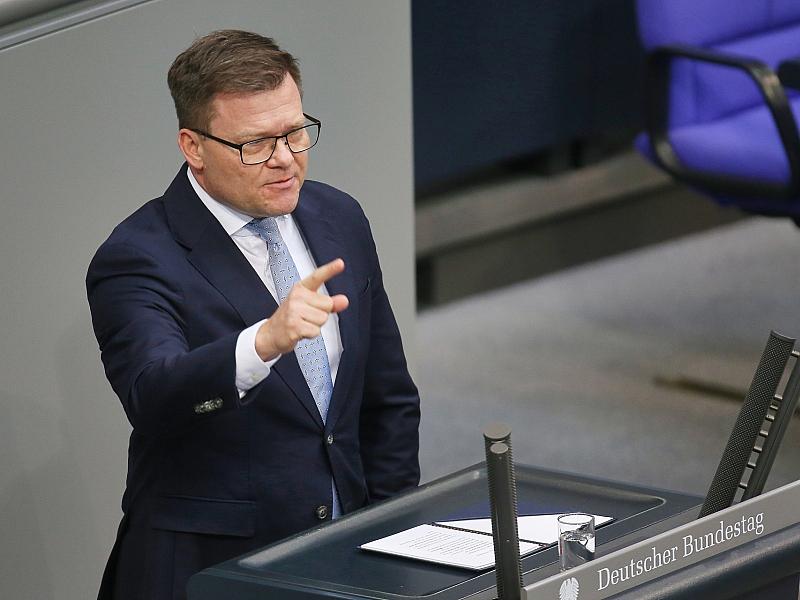 Schneider pocht auf Beibehaltung von CO2-Bepreisung