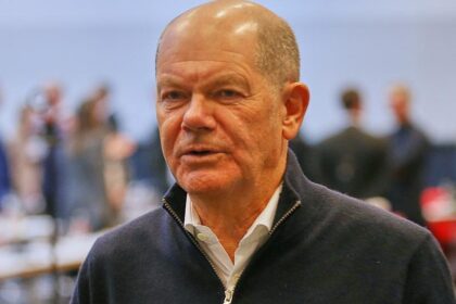 Scholz nennt Ruf nach Minderheitsregierung “geschichtsvergessen”