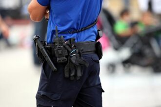 Schweiz: Messer-Angreifer sticht auf Passanten ein
