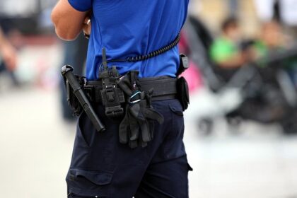 Schweiz: Messer-Angreifer sticht auf Passanten ein