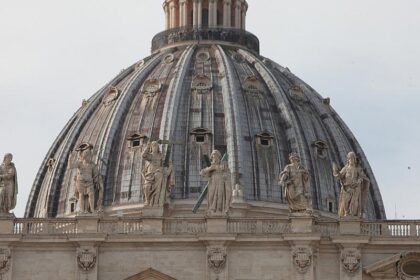 Sozialethiker fordert strengere KI-Regeln nach Papst-Enzyklika