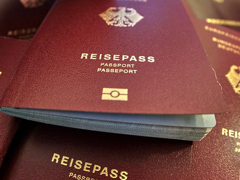 SPD lehnt Unionsvorstoß zu Einbürgerungsreform ab