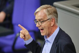 Steuerausfälle: Linke drängt auf Strukturreformen