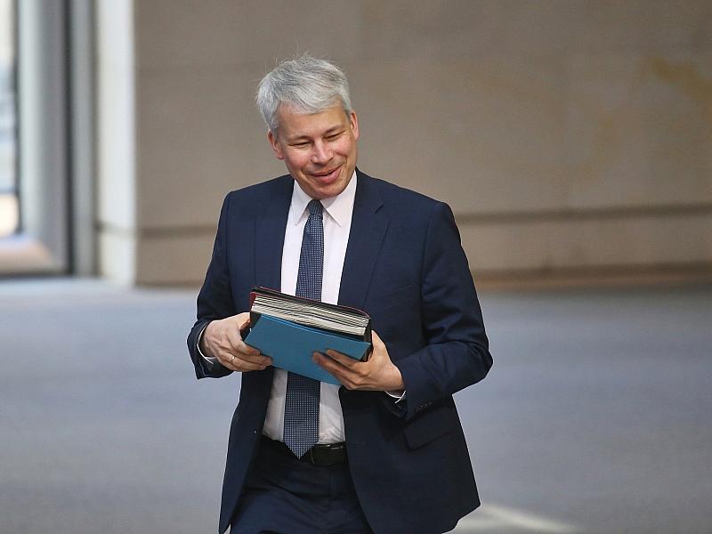 Union fordert Fahrplan für Steuerreform bis 2027